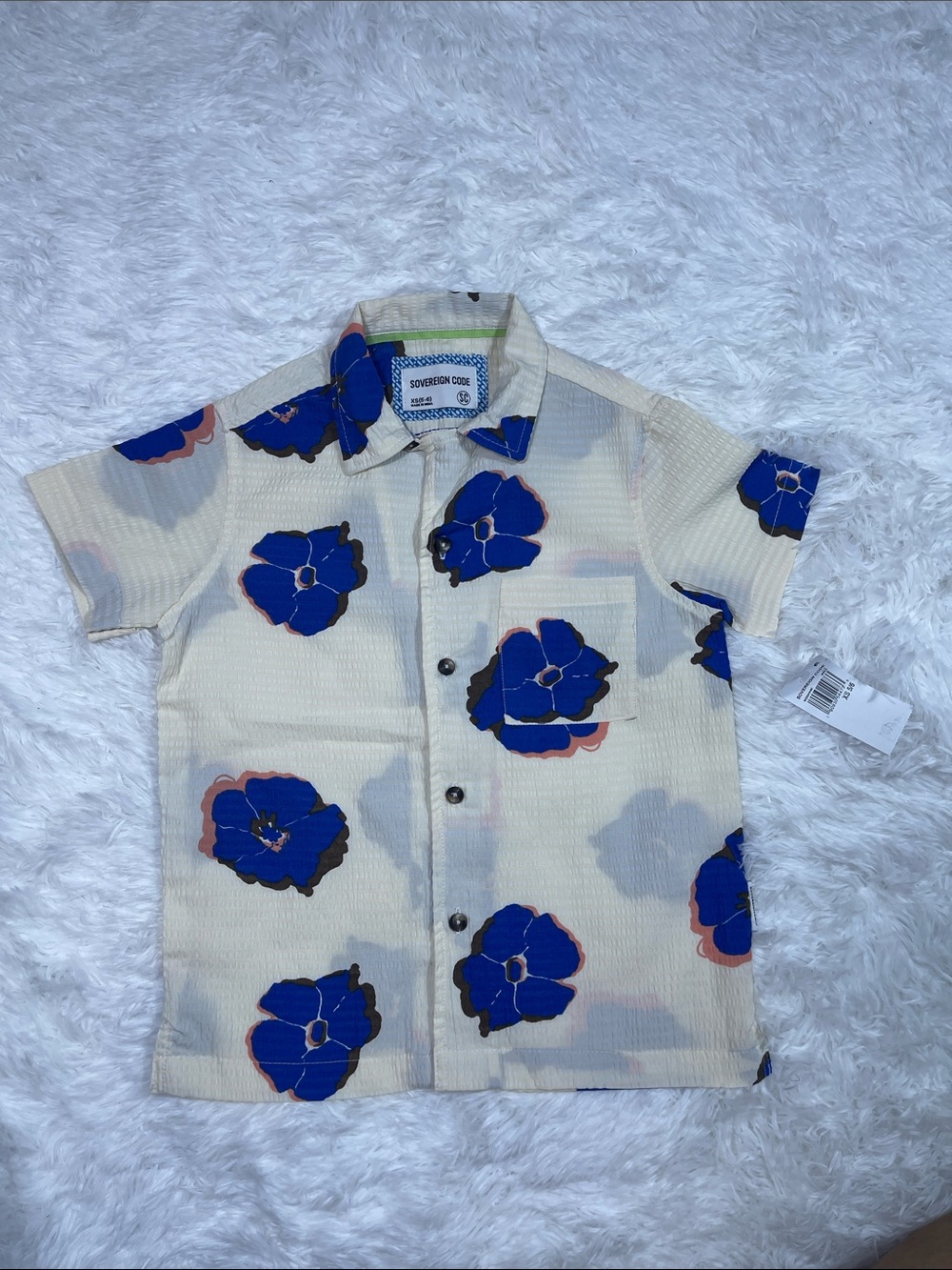 Sovereign Code Cream Short Sleeve Button-Up with Bold Blue Floral Print Size 5-6